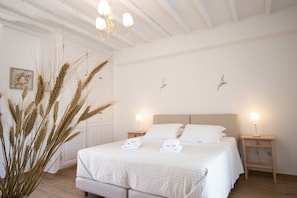 Studiosuite – superior | Safe på rommet, lydisolert, strykejern/-brett og reiseseng for barn