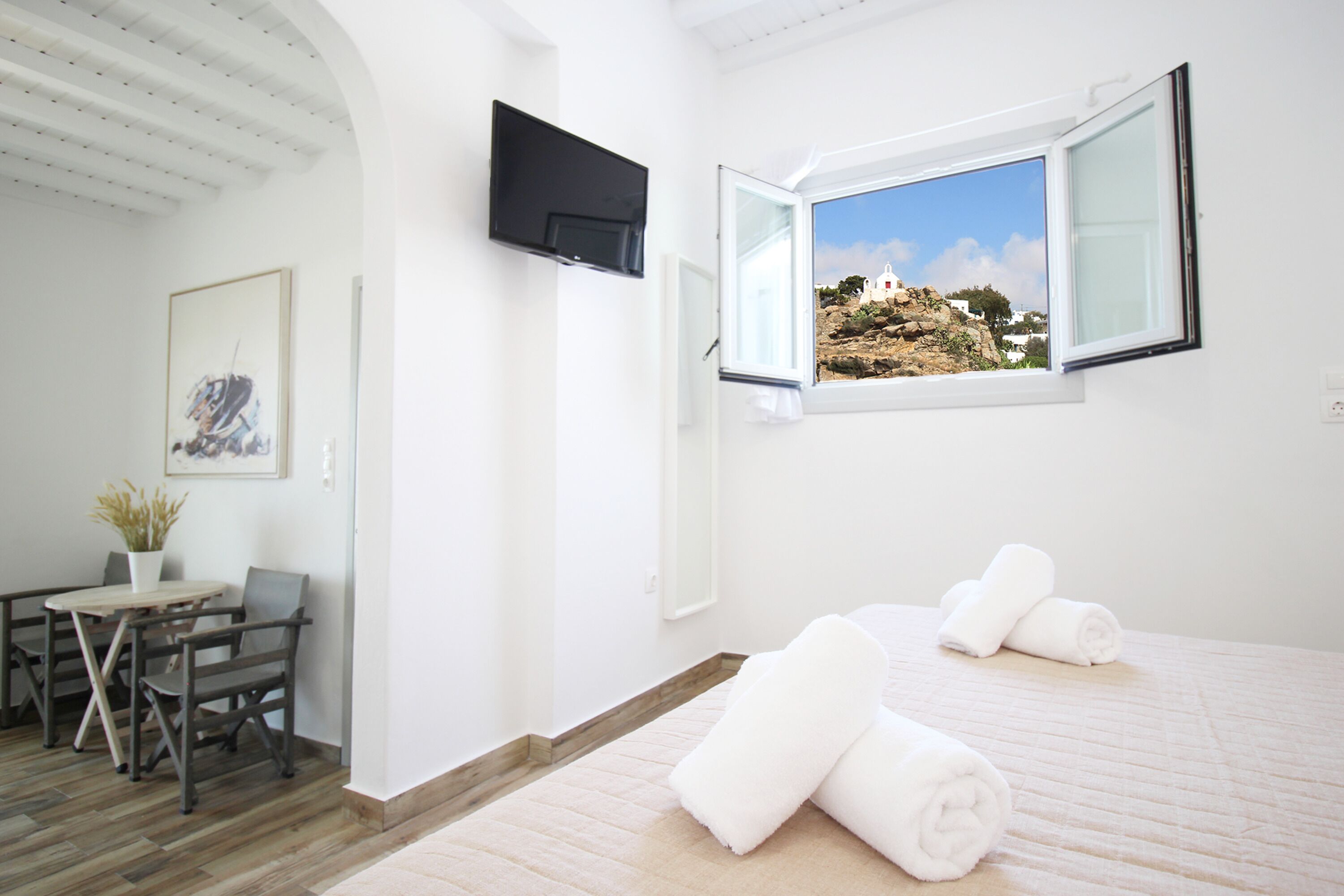 superior studio suite, sea view | 1 bedroom, in-room safe, soundproofing, iron/ironing board