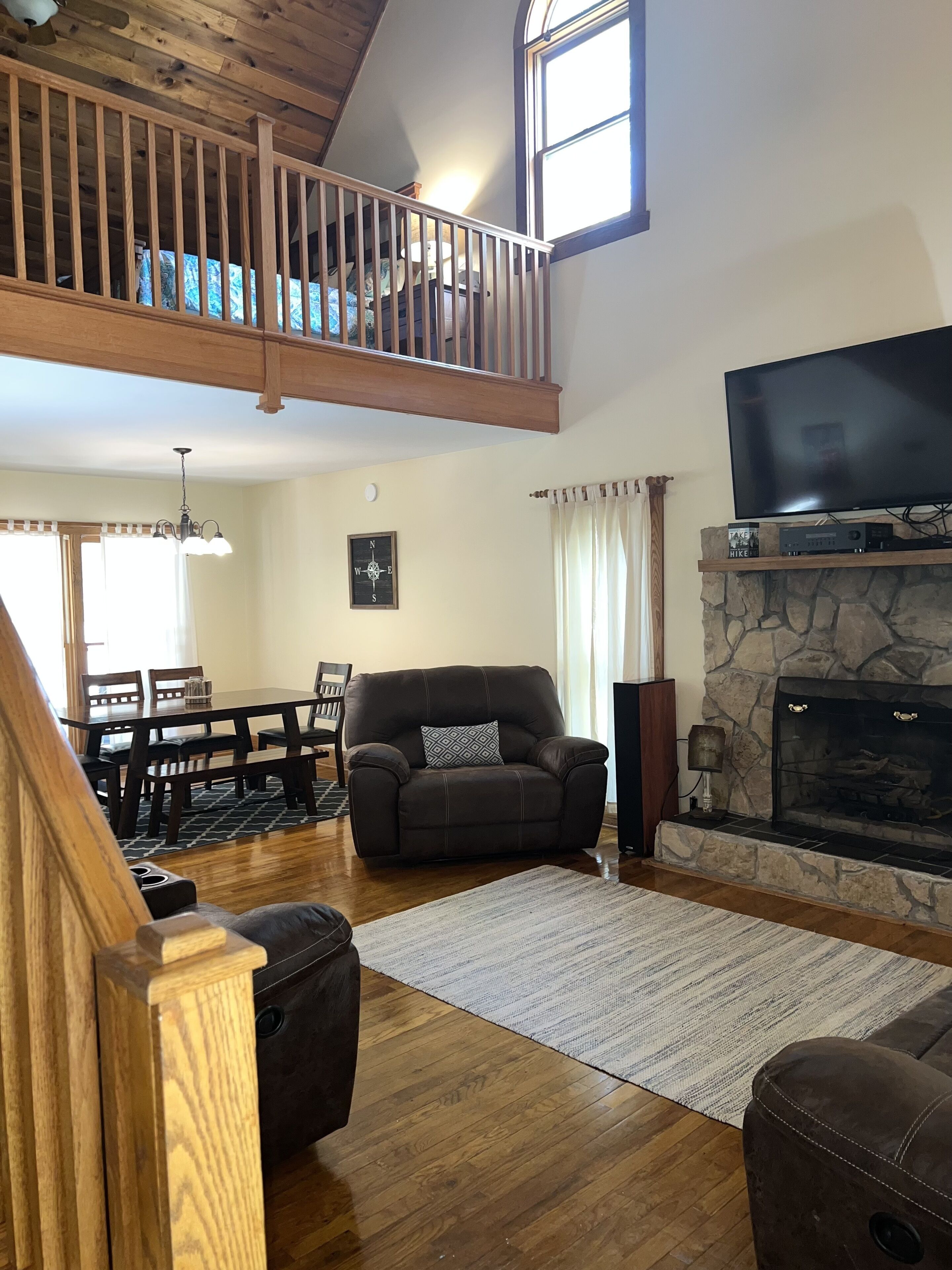 Smart-TV, peis og stereoanlegg