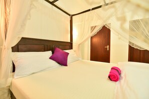 Trang trí khác biệt, trang bị nội thất với thiết kế riêng biệt 