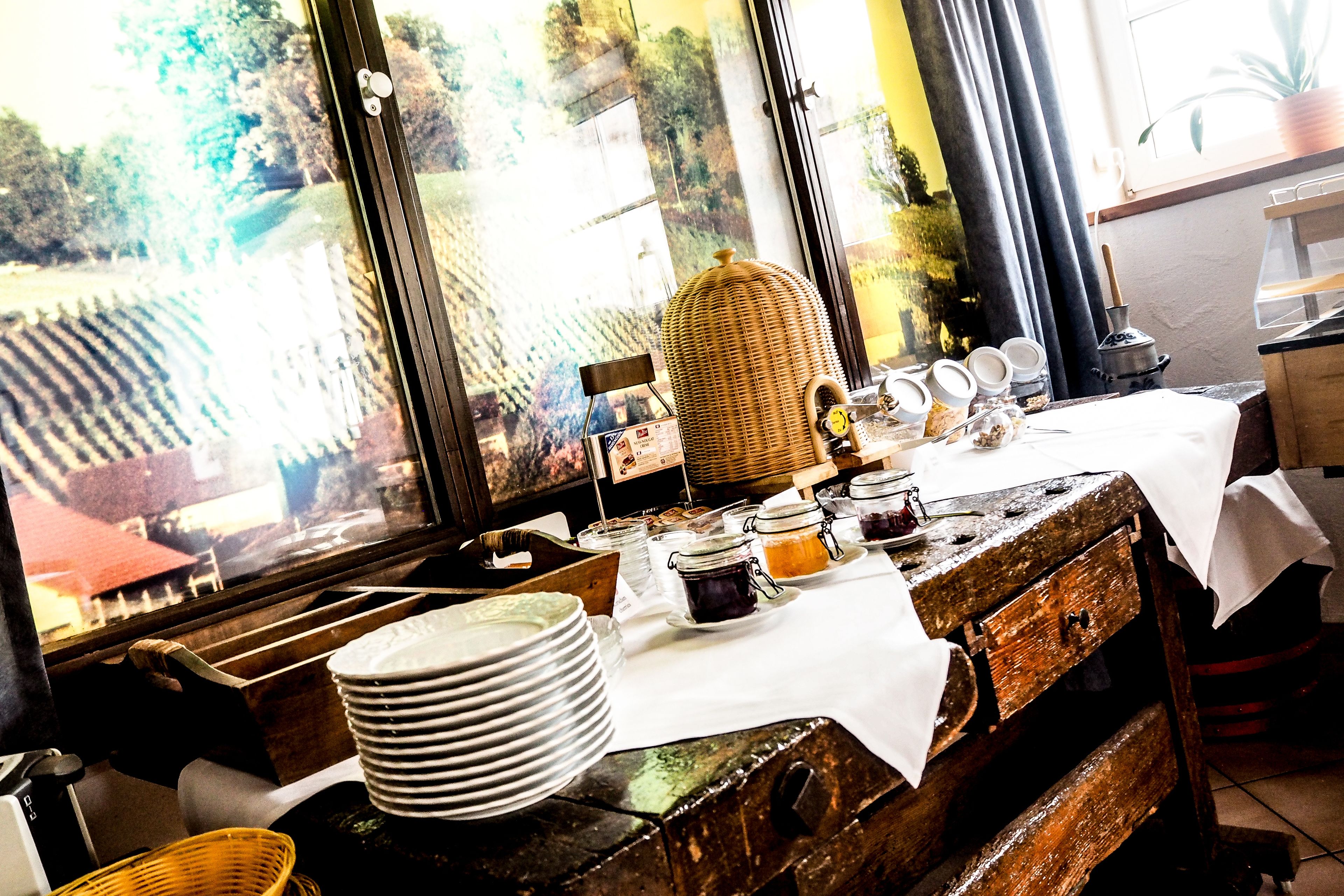 daily buffet breakfast (eur 8 per person)