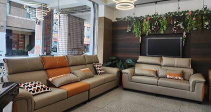 Jia-Jia Business Hotel