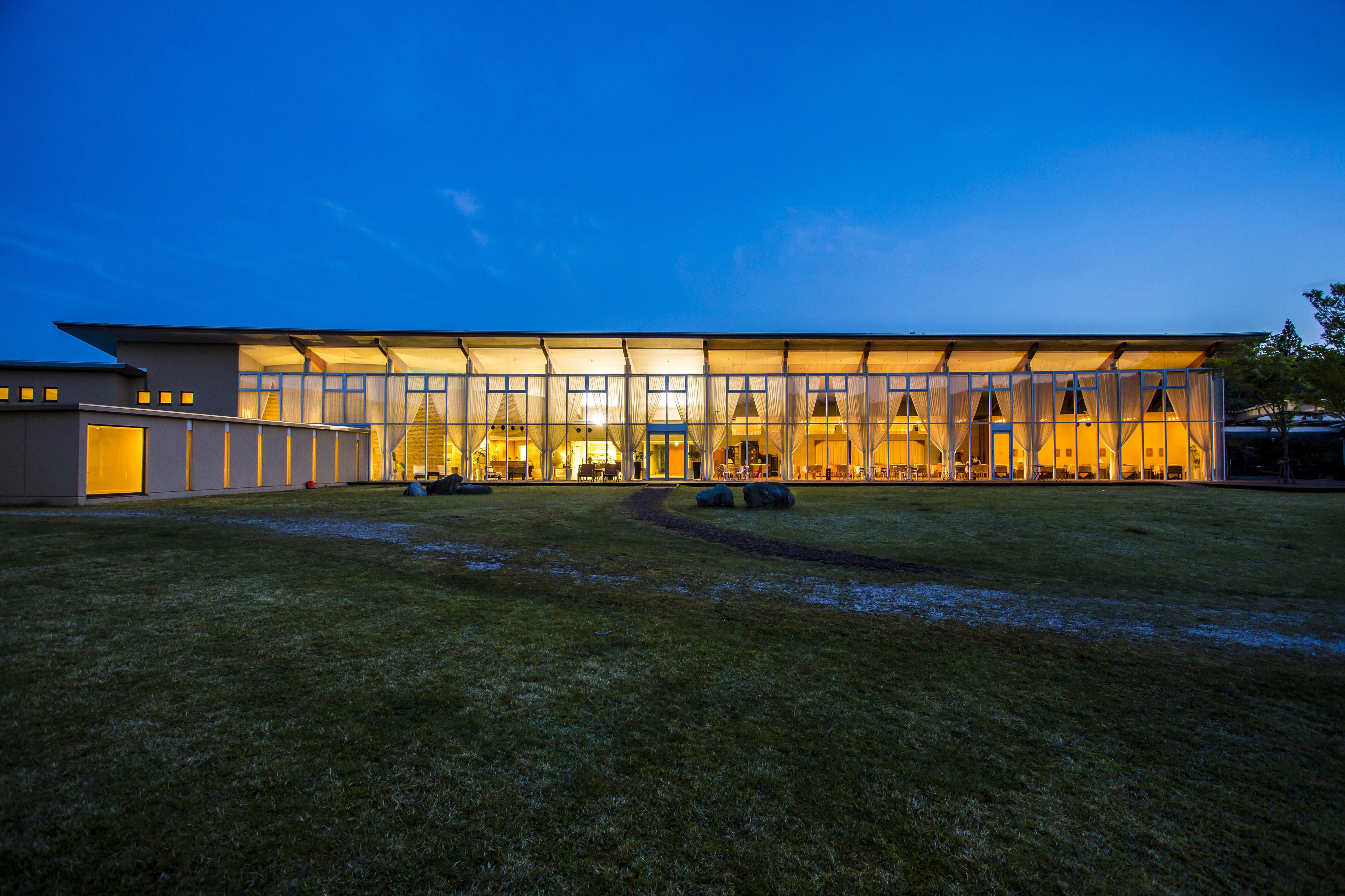 Fasade – kveld/natt