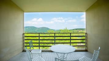 Suite | Balcony
