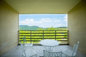 Suite | Balcony