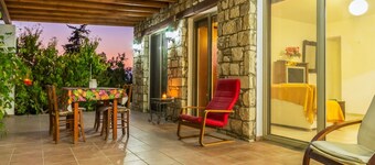The Lemon Tree Lodge Rustic Village