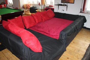 1 間臥室、熨斗/熨衣板、免費無線上網