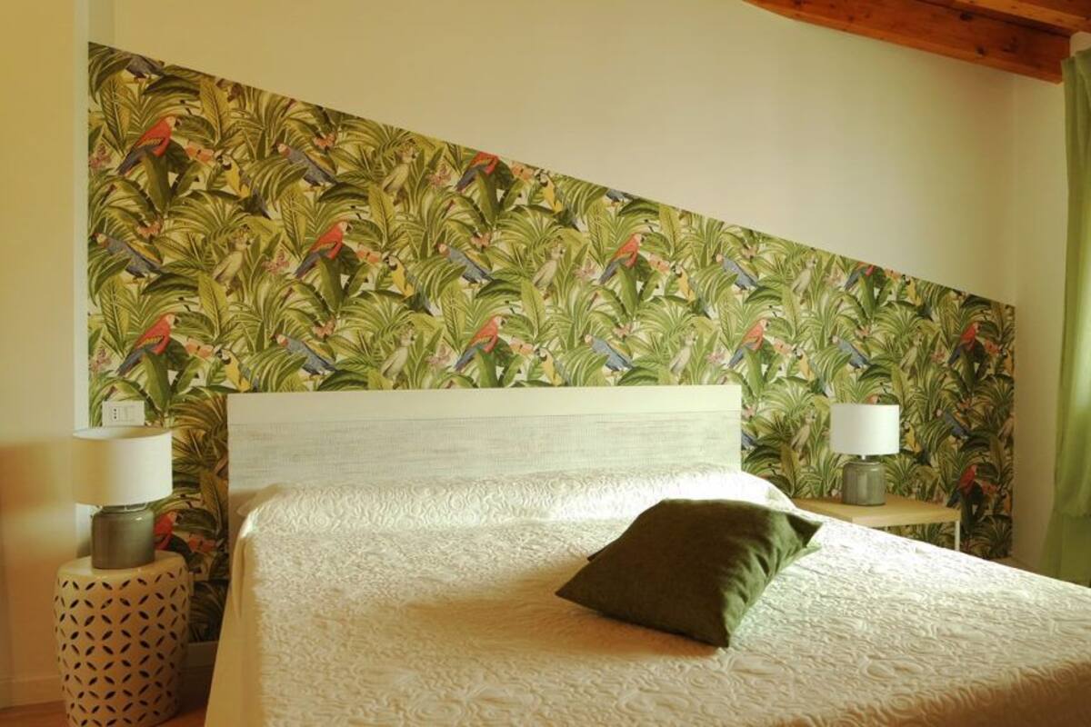 Deluxe Room, 1 Queen Bed, Non Smoking (Henri Rousseau)