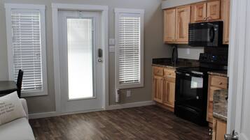 电视、DVD 播放器