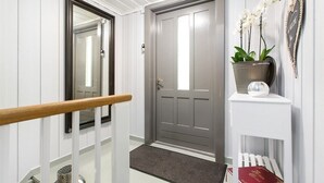 Unclassified image, 4 of 15, button - Bergen - Fjordview Apartments (Bergen)