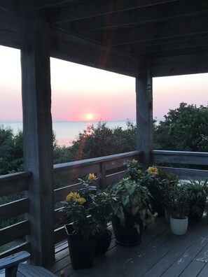 Property grounds - Labor Day week Open~Avon Hatteras Island~Quiet Peaceful Getaway. 4 nights~Dogs💛 (Avon)