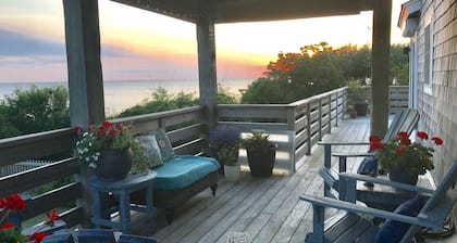 Avon Village~Waterfront~Quiet Private~2 King suites~Dogs. 1 August week avail !!