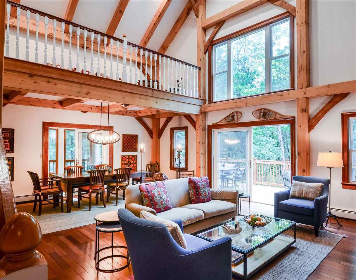 Quechee, VT Luxury 5BR Post and Beam Ski Lodge