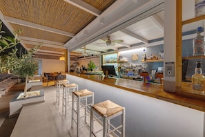 Food and drink - Aegean Paradiso Vacation Club Adults Only (Syros)