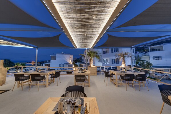 Breakfast, lunch, dinner served; Regional cuisine, pool views