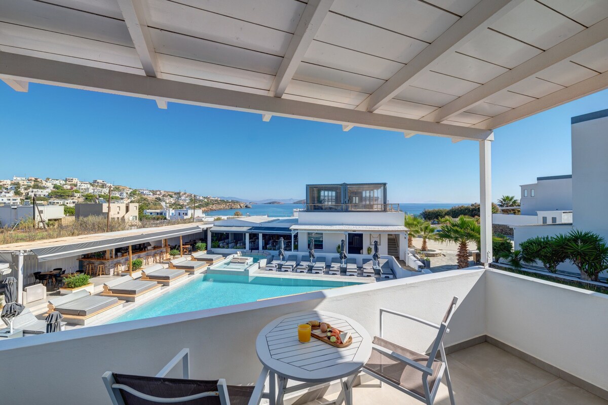 Beach/ocean view