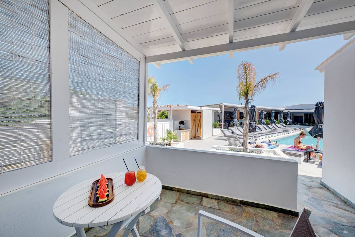 1 bedroom, premium bedding, in-room safe, individually decorated