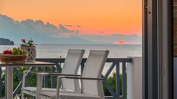 Luxury Spa Suite Sea View | 1 soveværelse, premium-sengetøj, pengeskab på værelset