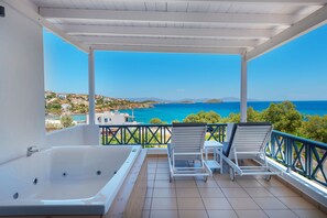 Luxury Spa Suite Sea View | Roupas de cama premium, cofres nos quartos, individualmente decorados