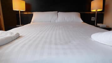In-room safe, desk, iron/ironing board, free WiFi