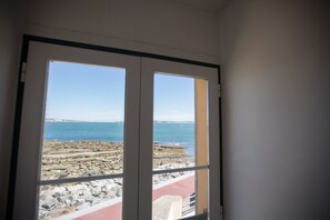 Habitación estándar con 2 camas individuales, 2 camas individuales, baño privado | Vista desde la habitación
