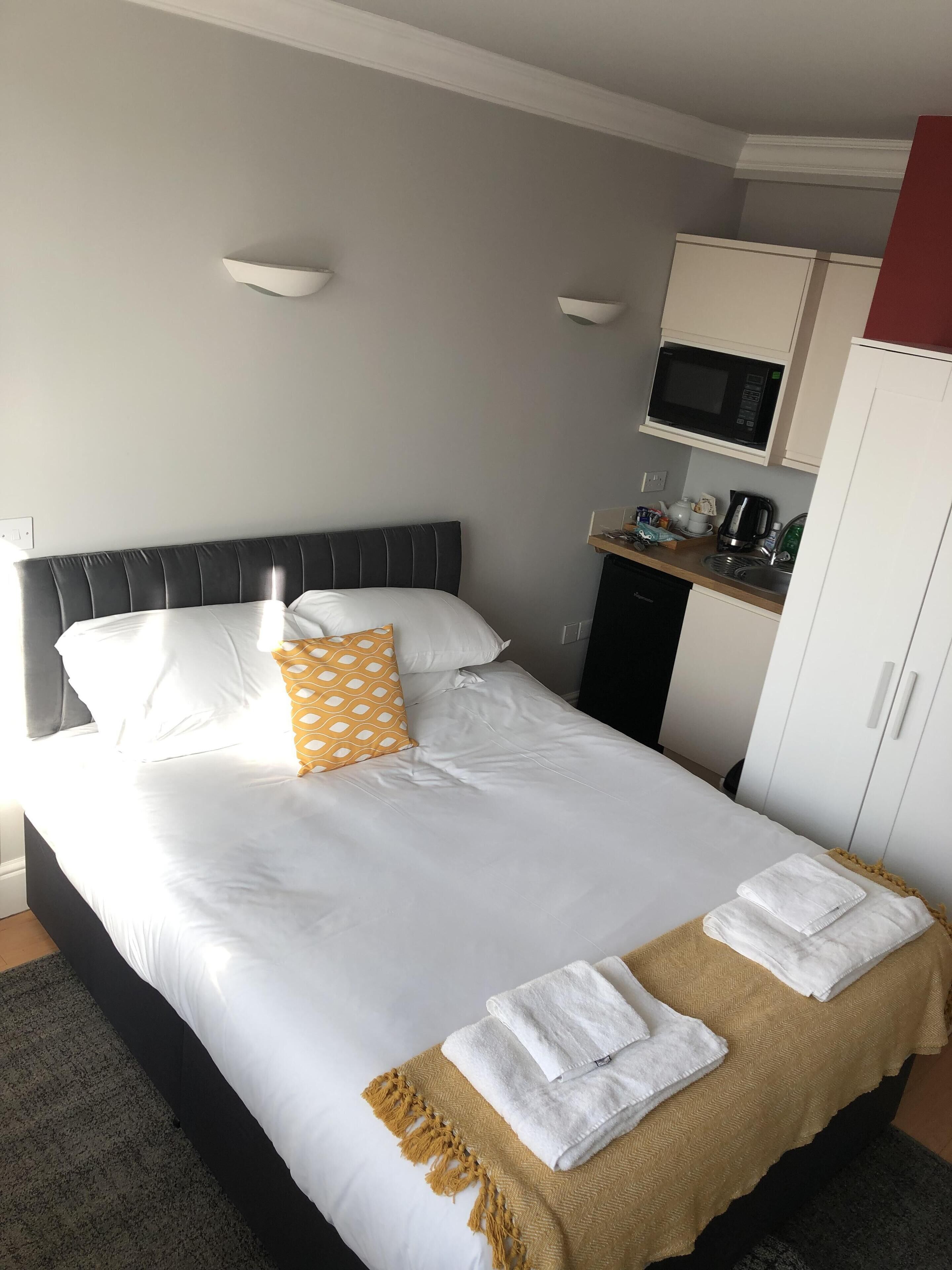 Photo - 1 Riverside Apartments