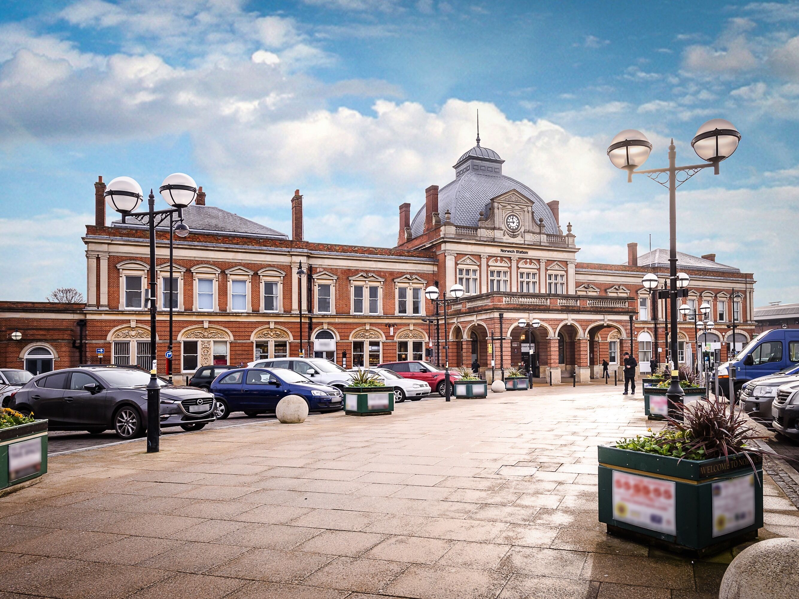 Photo - 1 Riverside Apartments