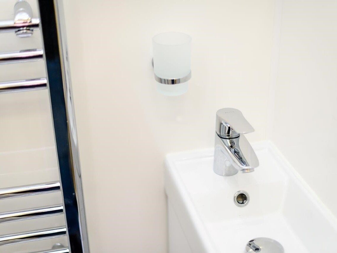 Photo - 1 Riverside Apartments