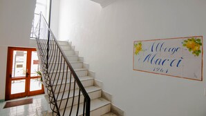 Unclassified image, 4 of 19, button - Albergo Macrì (Ischia)