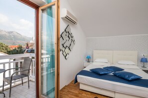 Basic Studio, Balcony, Sea View | Desk, free WiFi, bed sheets - Villa Voinic 2 (Konavle)