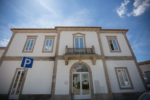 Fachada da propriedade