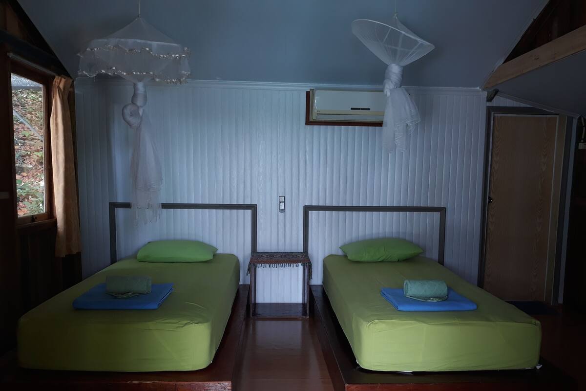 Deluxe Room, 2 Twin Beds (Jungle Sea View) | Desk, rollaway beds (surcharge)