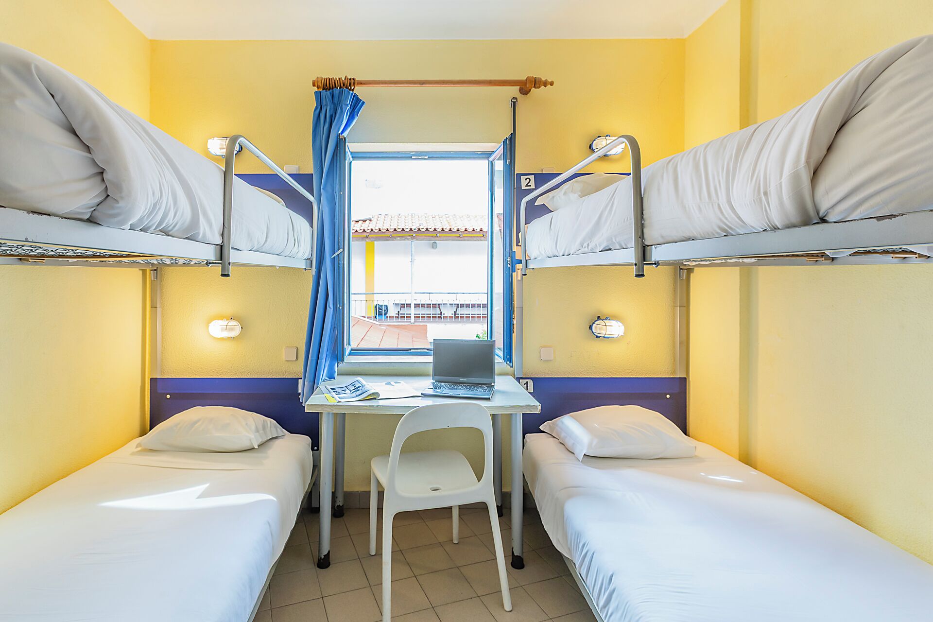 Free WiFi, bed sheets