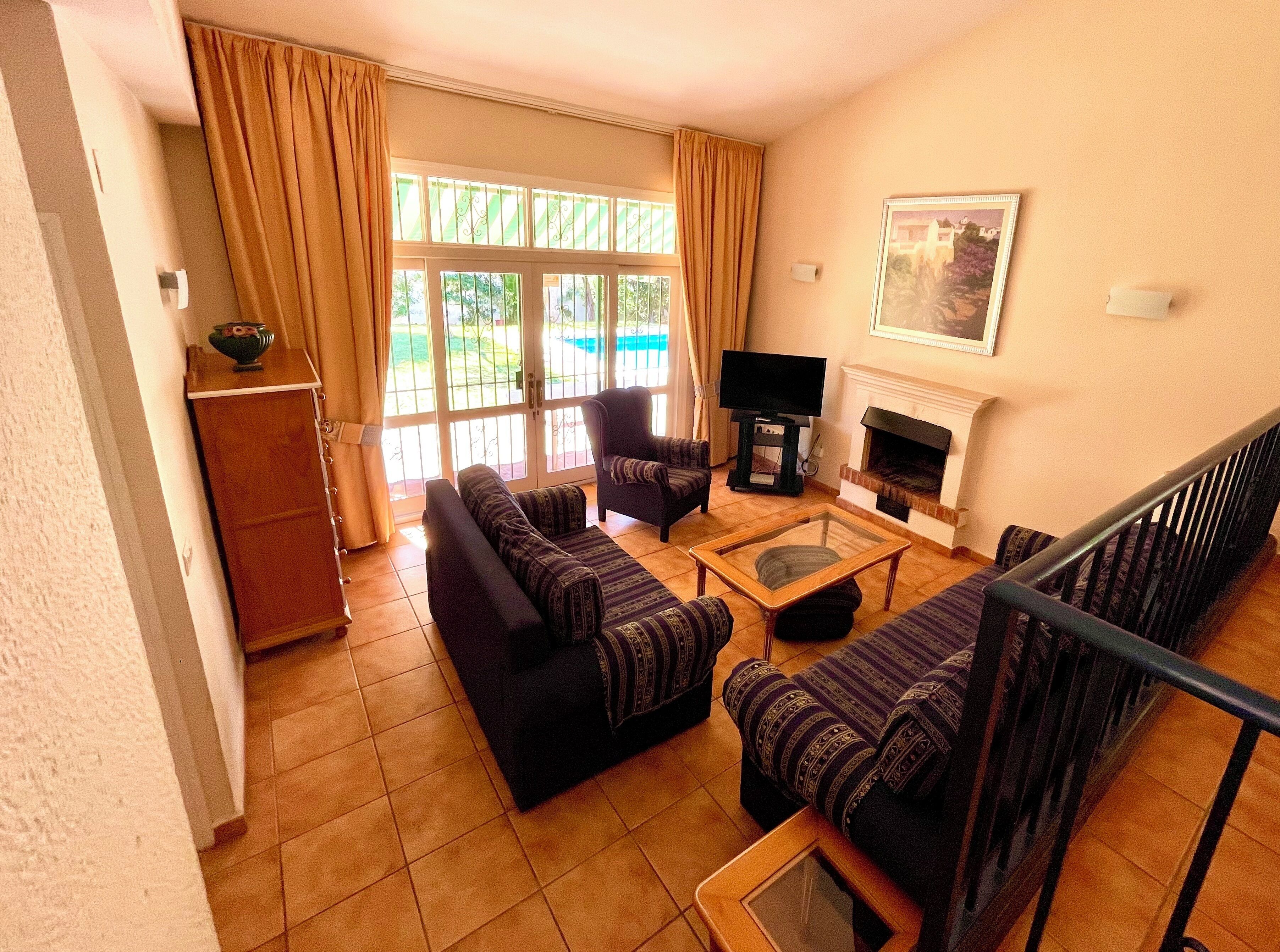 26 吋平面電視連衛星電視頻道、電視