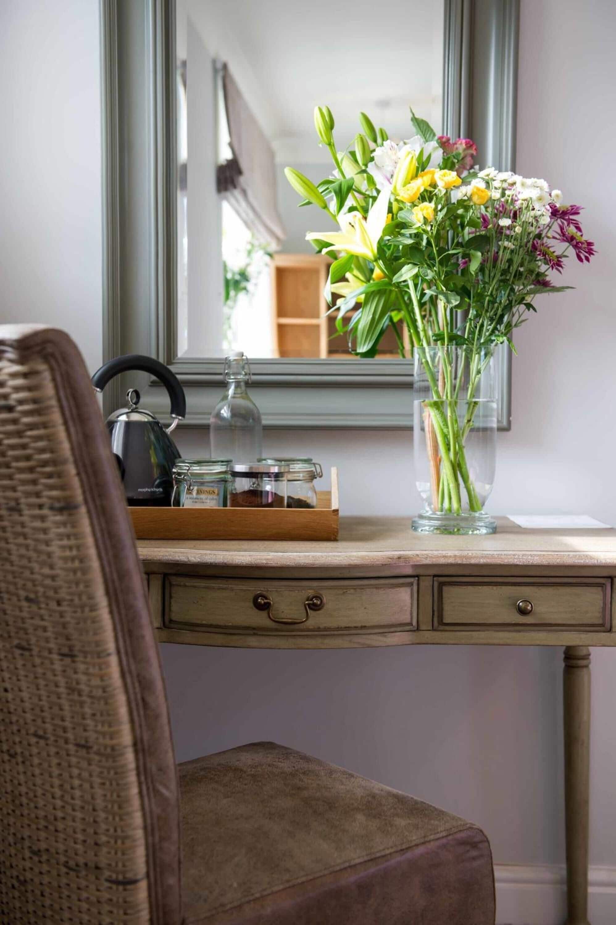 アイロン / アイロン台、ベビーベッド、WiFi (無料)、ベッドシーツ