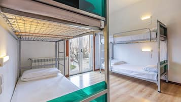 Escrivaninha, Wi-Fi de cortesia, roupa de cama