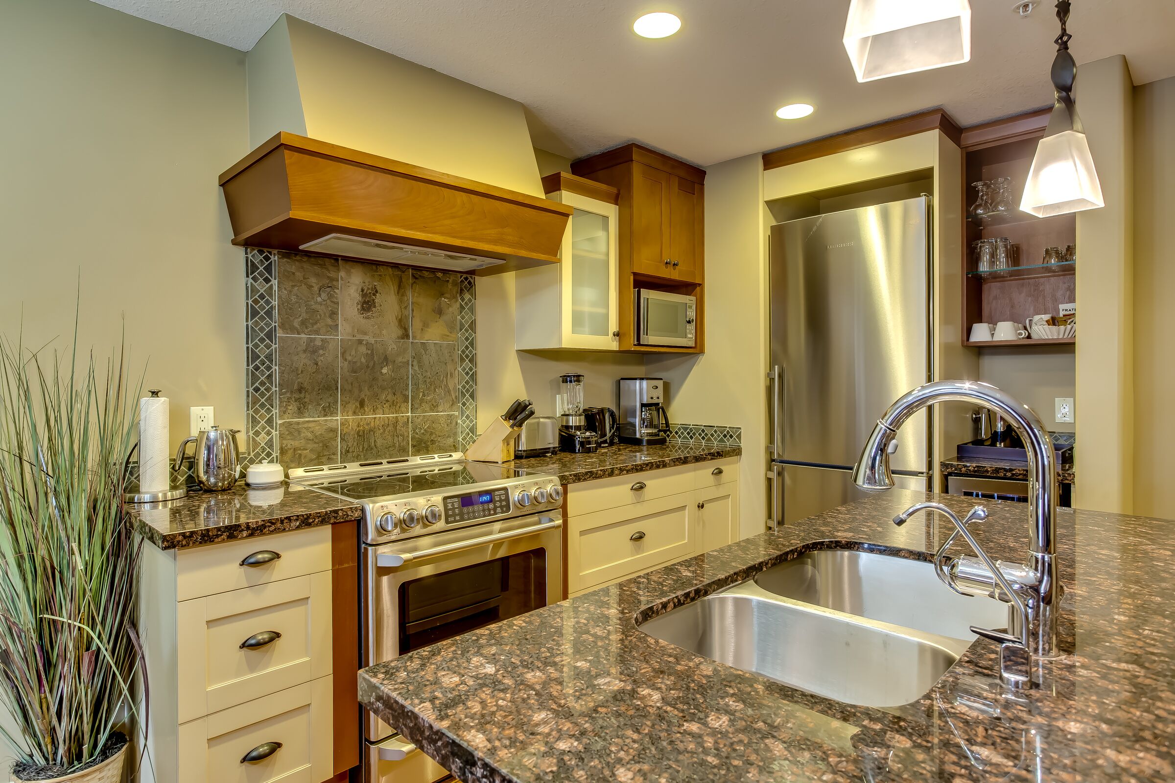 Luxury 2 bedroom  2 bath  in 5 star  Resort and Spa