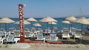 Beach - Ada Motel (Ayvacik)
