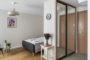 Premier appartement | Individueel gedecoreerd, individueel gemeubileerd