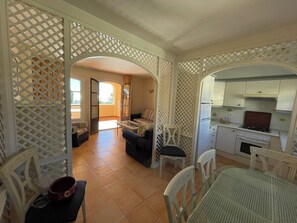 Flat-screen TV, DVD player - Apartamentos El Toro (Marbella)