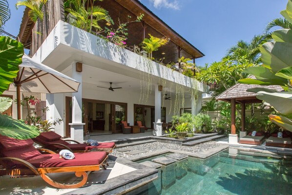 Pool - Lively 2BR Villa, Seminyak! 8Min Walk To Seminyak Beach! W/Private Swimming Pool (Seminyak)