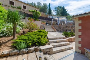 Property grounds - CAL TIO - Chalet with terrace in Caimari. Free WiFi (Selva)