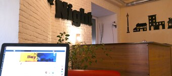 Day & Night - Hostel
