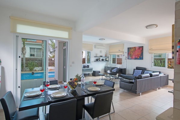 Villa, Private Pool | In-room dining - Mesogios Villas (Paralimni)