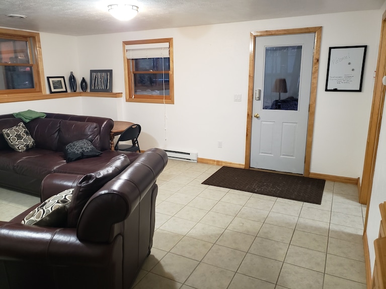 Suite De Invitados: Dormitorio Privado, Baño, Salón - Wisconsin