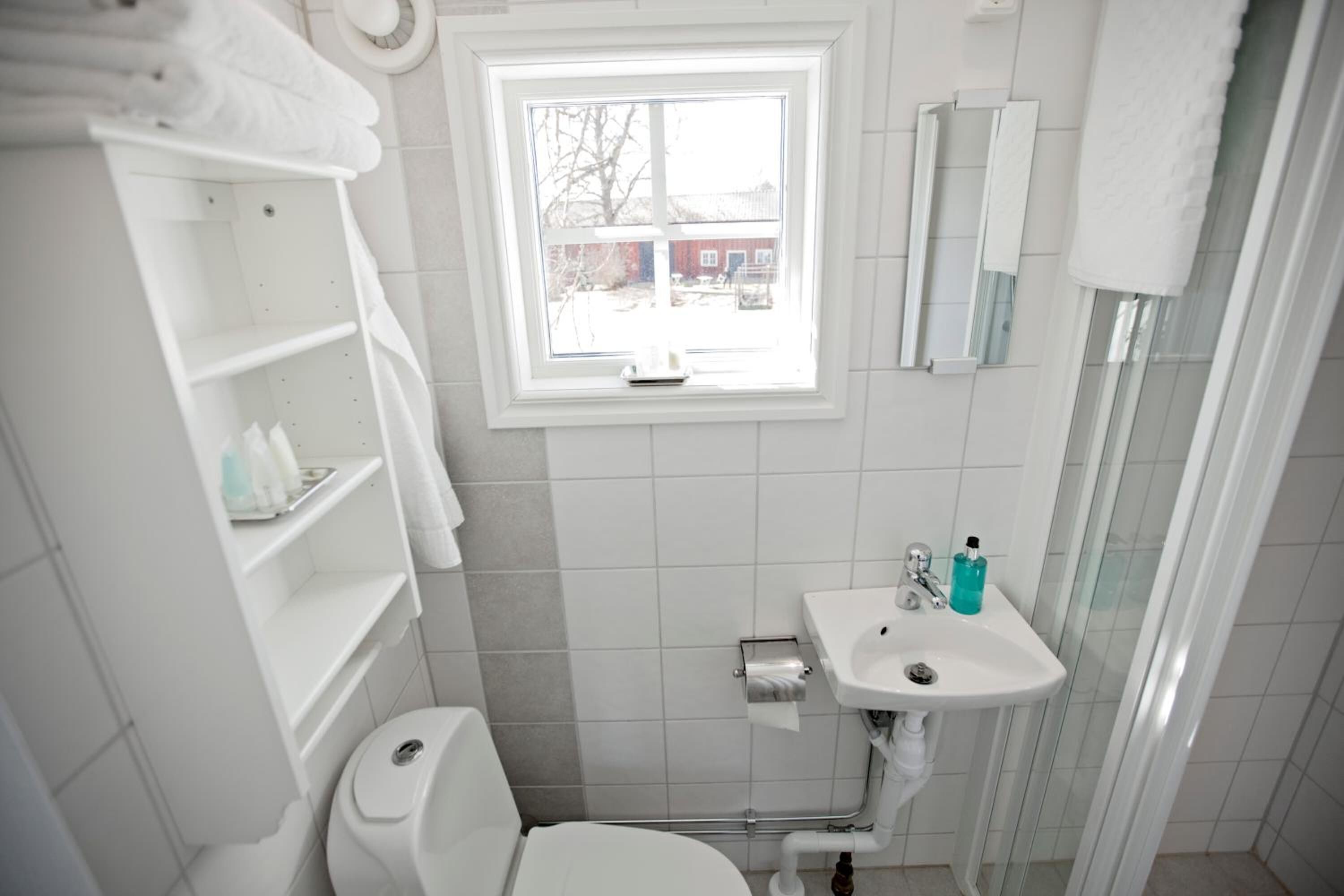 shower, free toiletries, hair dryer, dressing gowns