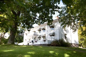 Front of property - Ölme Prästgård Gästgiveri (Kristinehamn)