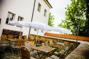 Terrace/patio - Jugendherberge Passau - Hostel (Passau)