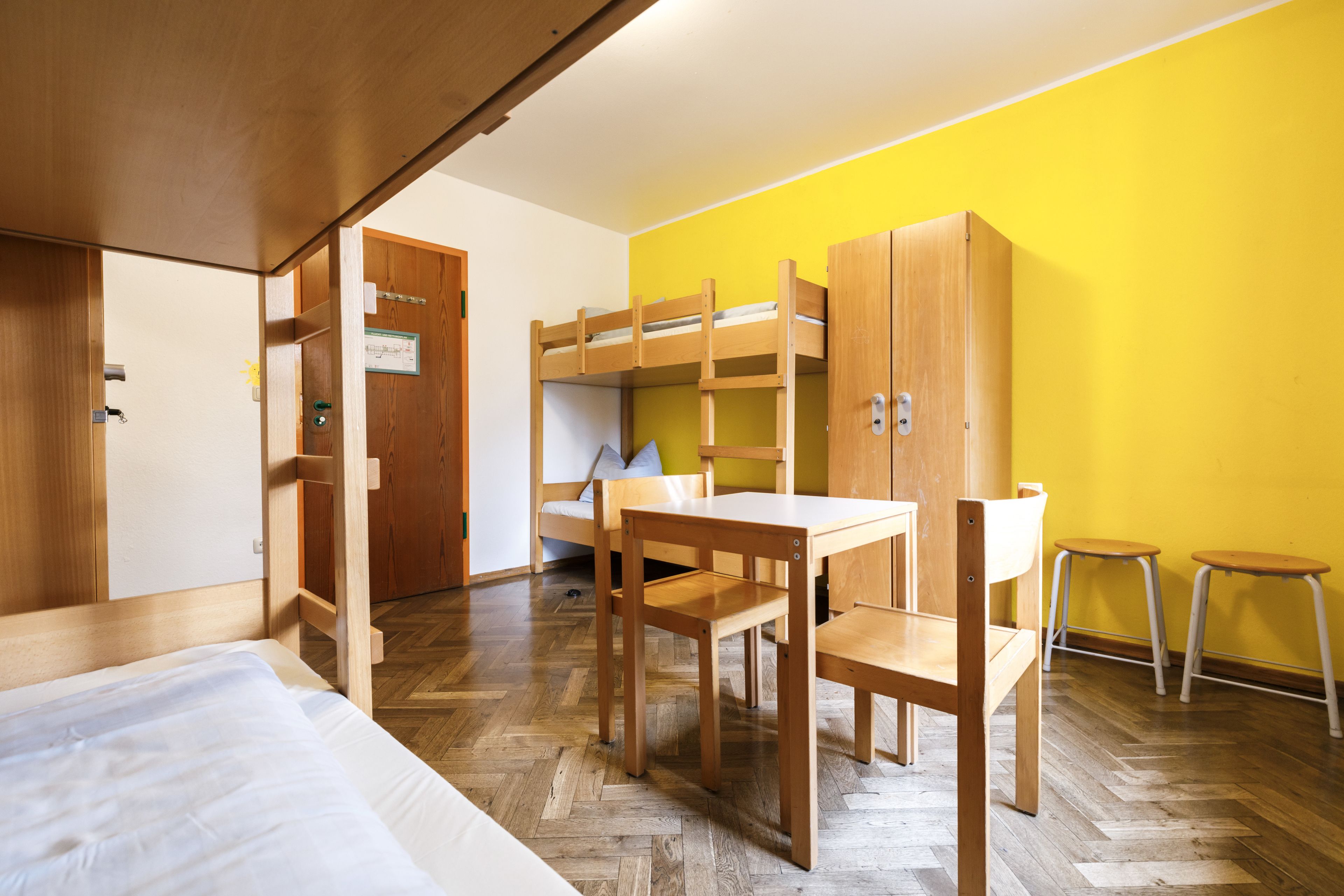 Quarto quádruplo | Wi-Fi de cortesia, roupa de cama