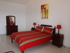 Free cots/infant beds, rollaway beds, free WiFi